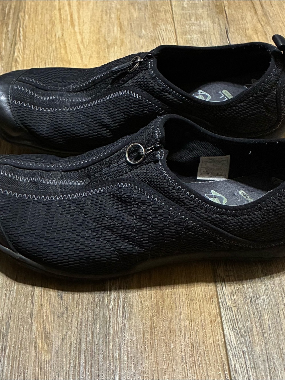 Merrell Womens Lorelei Black Slip-On Athletic Zipper Shoes size 11 Hiking Nature